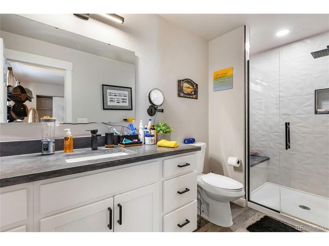 118 E Chester Ave, Woodland Park, CO 80863