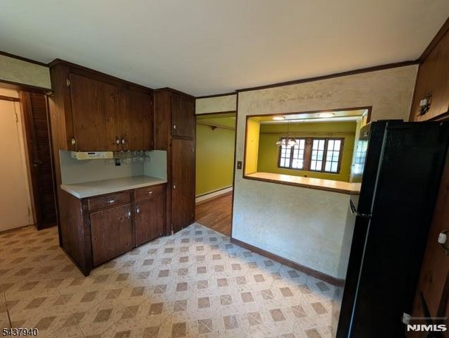 1 Poplar Grove Terrace, West Milford, NJ 07480