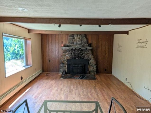 1 Poplar Grove Terrace, West Milford, NJ 07480
