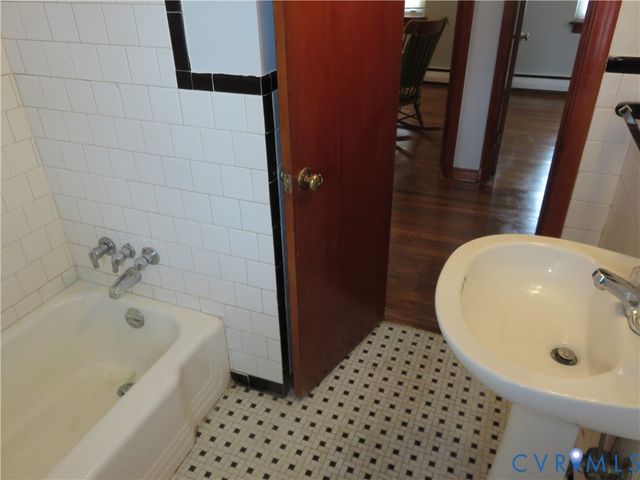 417 Penley Ave, Sandston, VA 23150