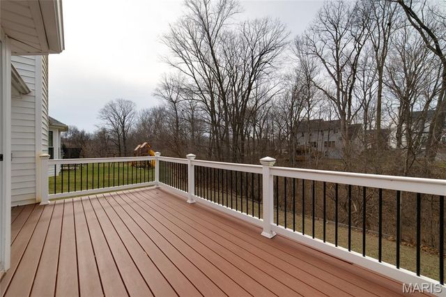 513 Crown Passage Drive, St Charles, MO 63303