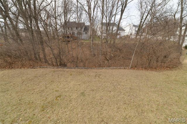 513 Crown Passage Drive, St Charles, MO 63303