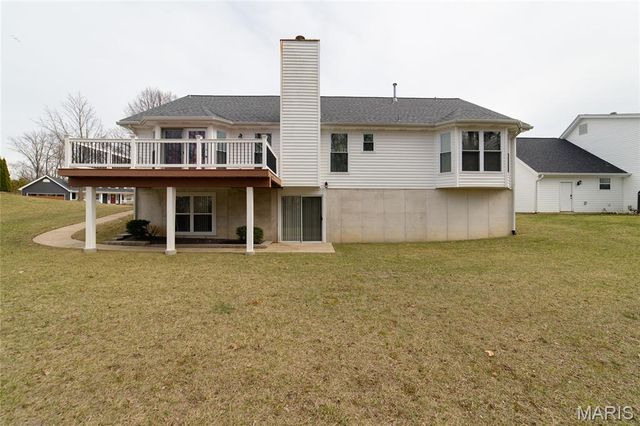 513 Crown Passage Drive, St Charles, MO 63303