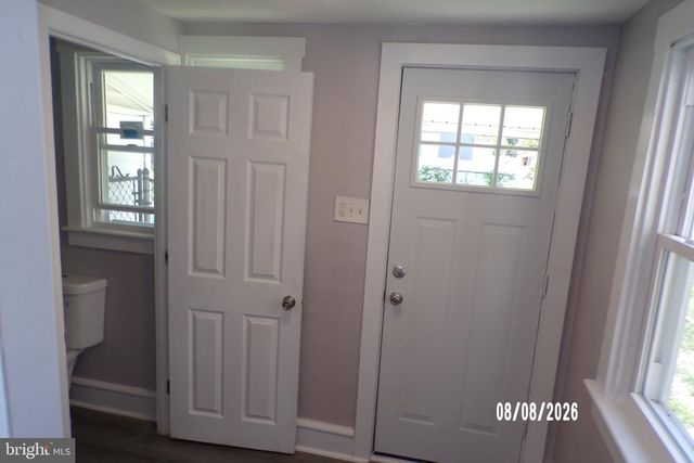2720 WAYNE AVE, Camden, NJ 08105