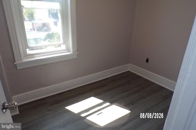 2720 WAYNE AVE, Camden, NJ 08105