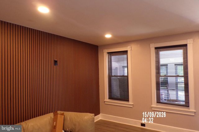2720 WAYNE AVE, Camden, NJ 08105