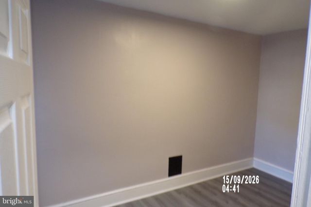 2720 WAYNE AVE, Camden, NJ 08105