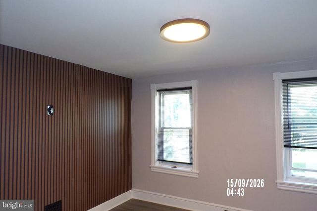 2720 WAYNE AVE, Camden, NJ 08105