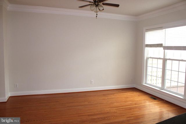 43555 WHITE CAP TER, Chantilly, VA 20152
