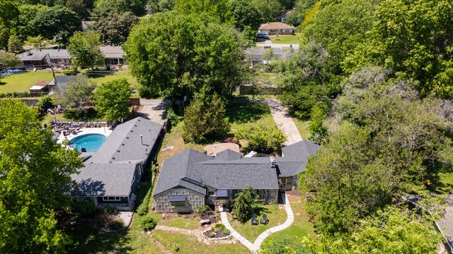 2391 S Brentwood Boulevard, Springfield, MO 65804