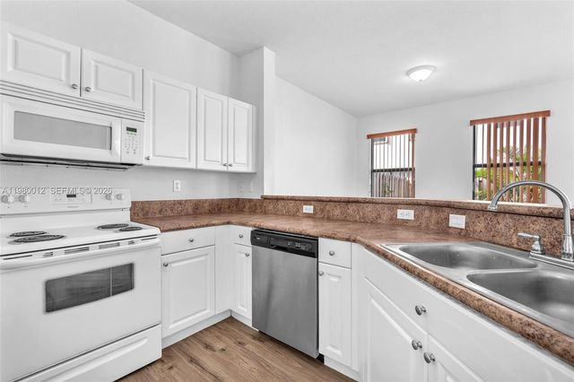 11459 SW 238th St, Homestead, FL 33032