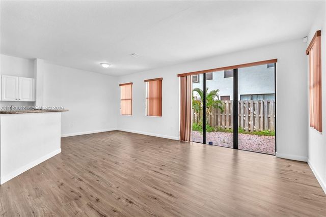 11459 SW 238th St, Homestead, FL 33032