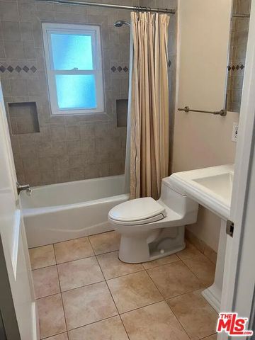 6467 W 85th Street, Los Angeles, CA 90045