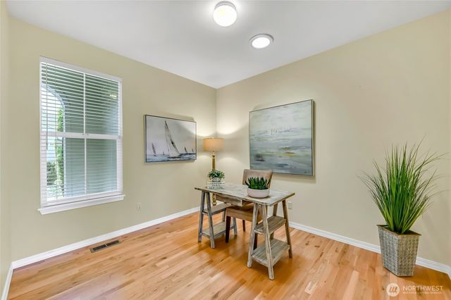 23048 NE 127th Way, Redmond, WA 98053