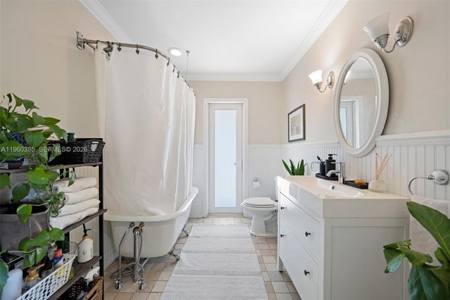 8330 SW 171st St, Palmetto Bay, FL 33157