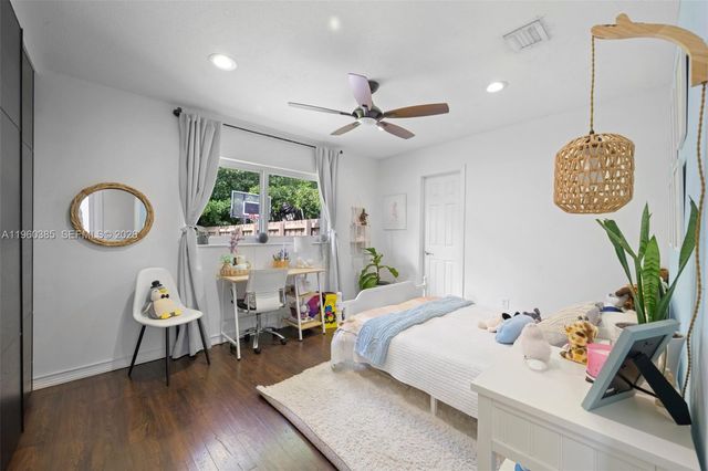 8330 SW 171st St, Palmetto Bay, FL 33157