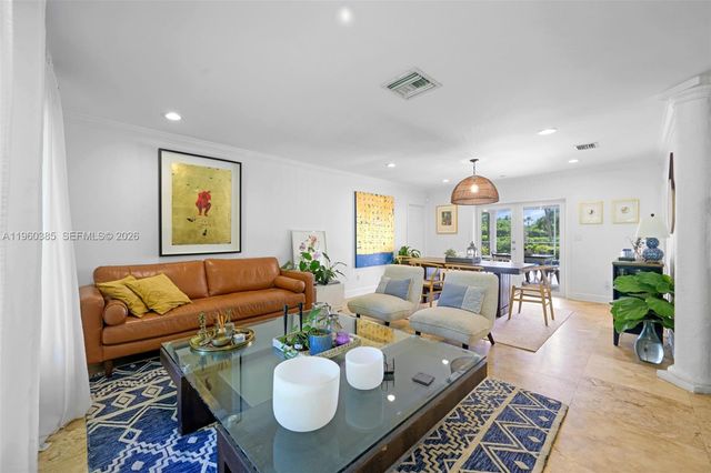 8330 SW 171st St, Palmetto Bay, FL 33157