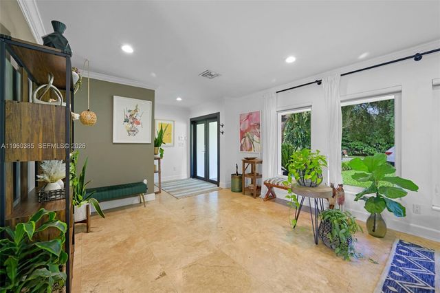 8330 SW 171st St, Palmetto Bay, FL 33157