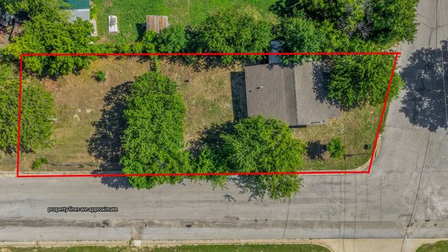1220 N Rusk Street, Weatherford, TX 76086