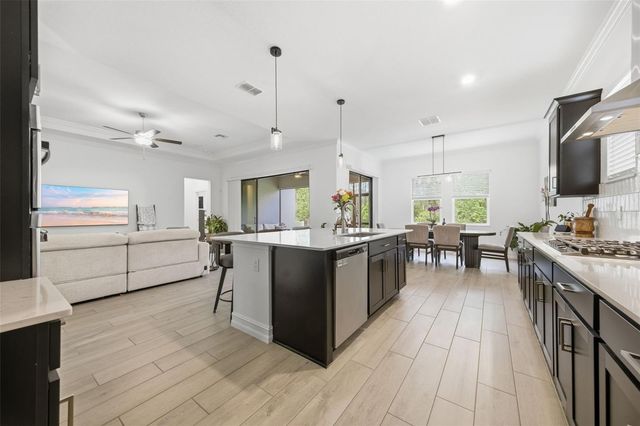 9845 SWORD FERN WAY, Land O Lakes, FL 34637