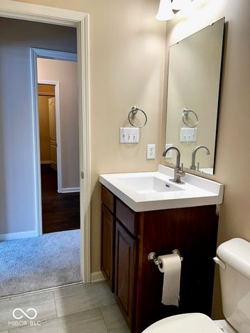 8367 Helmsley Court, Fishers, IN 46038