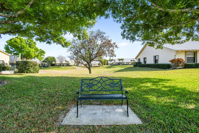 7852 SE Sugar Sand Circle, Hobe Sound, FL 33455