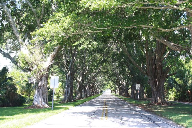 7852 SE Sugar Sand Circle, Hobe Sound, FL 33455