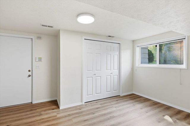 5225 S Madelia St, Spokane, WA 99223