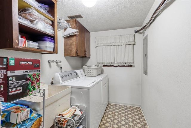 5225 S Madelia St, Spokane, WA 99223