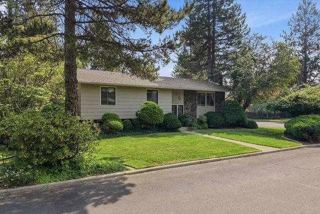 5225 S Madelia St, Spokane, WA 99223