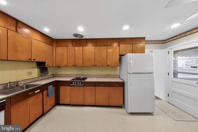 1317 TULANE RD, Wilmington, DE 19803
