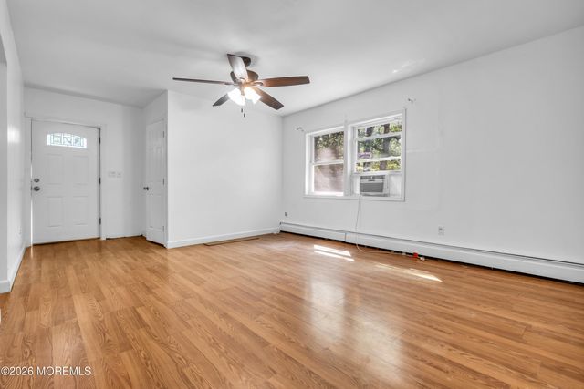 381 Glenn Road, Jackson, NJ 08527