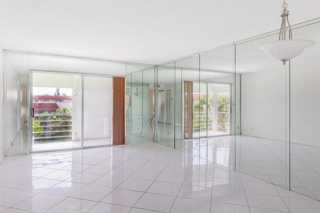 3531 Inverrary Drive H406, Lauderhill, FL 33319