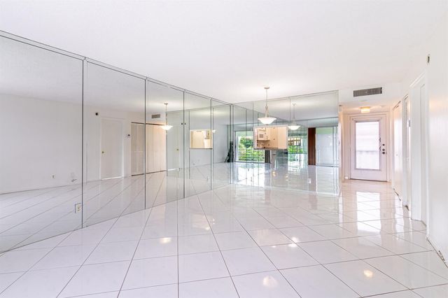 3531 Inverrary Drive H406, Lauderhill, FL 33319