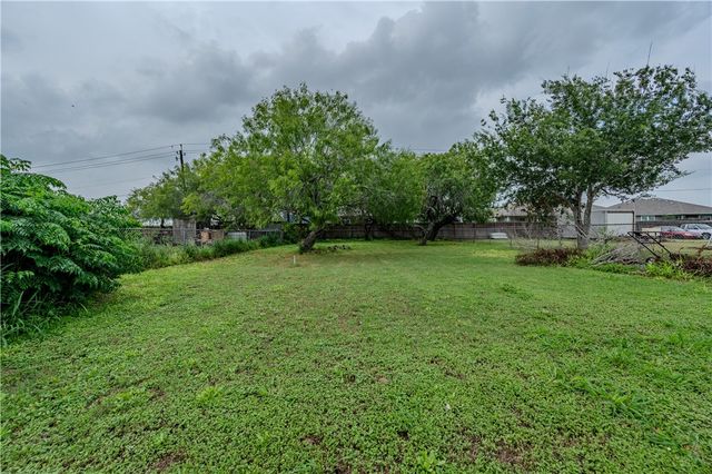9306 Mcnorton Road, Corpus Christi, TX 78409