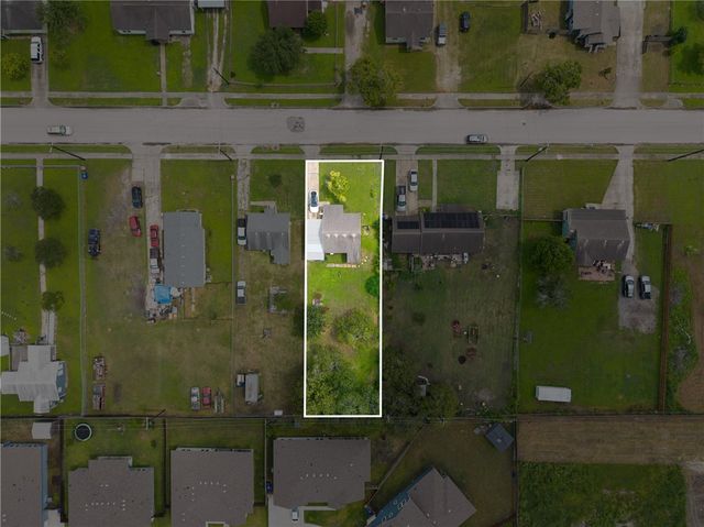 9306 Mcnorton Road, Corpus Christi, TX 78409