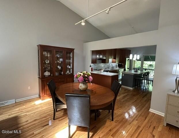 12 Lillian Lane, Troy, NY 12180