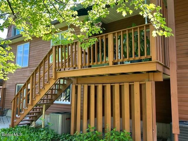 12 Lillian Lane, Troy, NY 12180