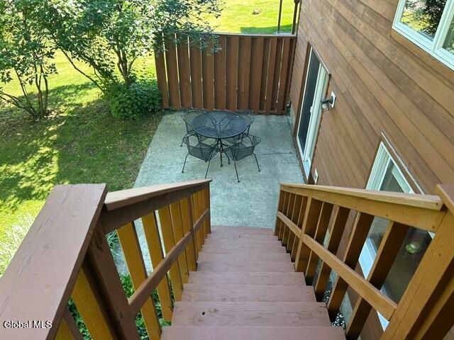 12 Lillian Lane, Troy, NY 12180