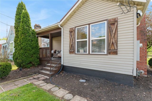 4025 Paumier Avenue, Louisville, OH 44641