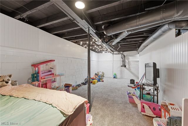 4025 Paumier Avenue, Louisville, OH 44641