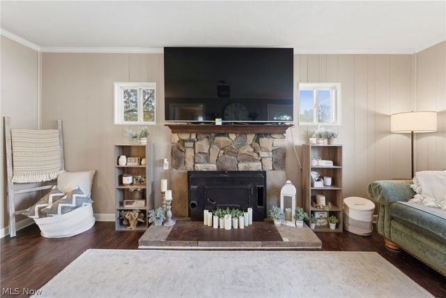 4025 Paumier Avenue, Louisville, OH 44641