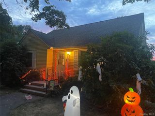 15 Freeland Street, Monroe, NY 10950