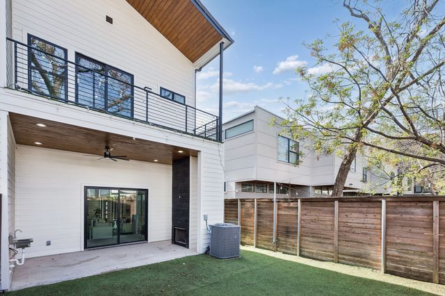 4217 Roseland Avenue, Dallas, TX 75204