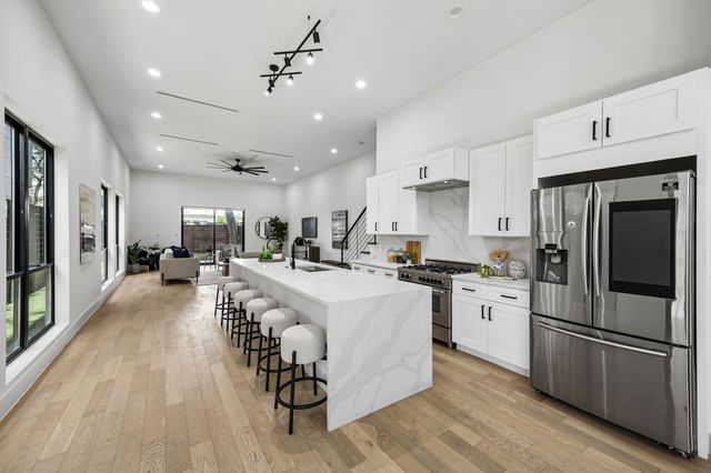 4217 Roseland Avenue, Dallas, TX 75204