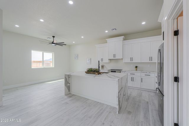 43419 W Carefree Place, Maricopa, AZ 85138