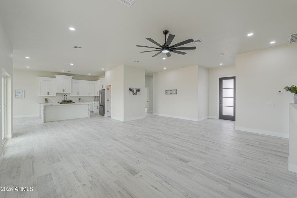 Image 15 of property listing at 43419 W Carefree Place, Maricopa, AZ 85138