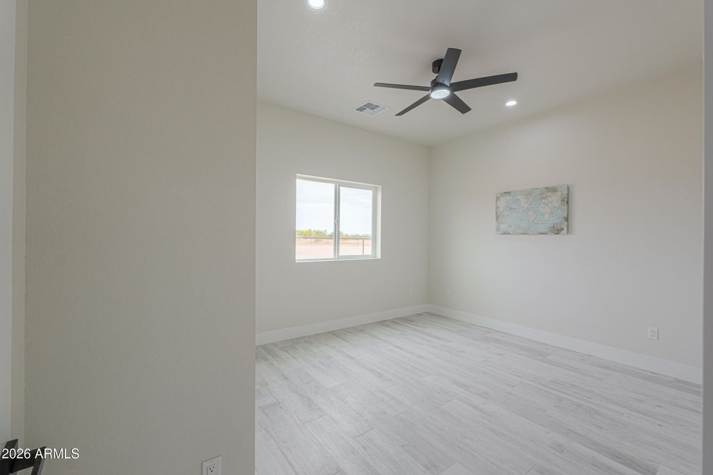 Image 28 of property listing at 43419 W Carefree Place, Maricopa, AZ 85138
