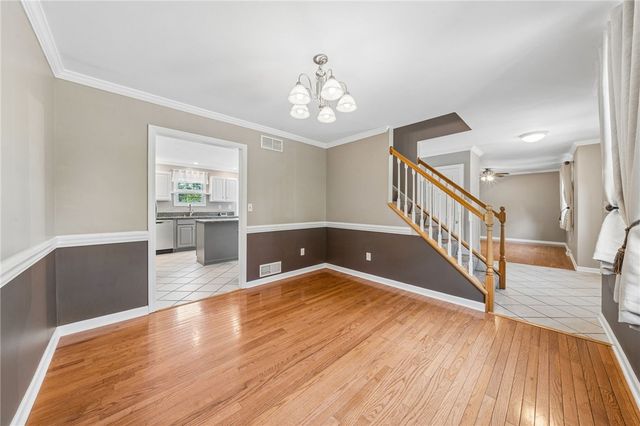 61 Greenhill Dr, N Franklin Twp, PA 15301