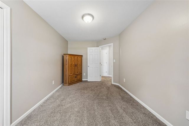 61 Greenhill Dr, N Franklin Twp, PA 15301